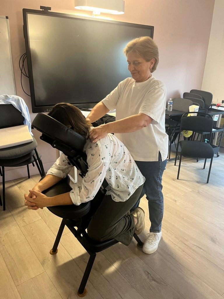 Annick, bénévole massage AMMA
